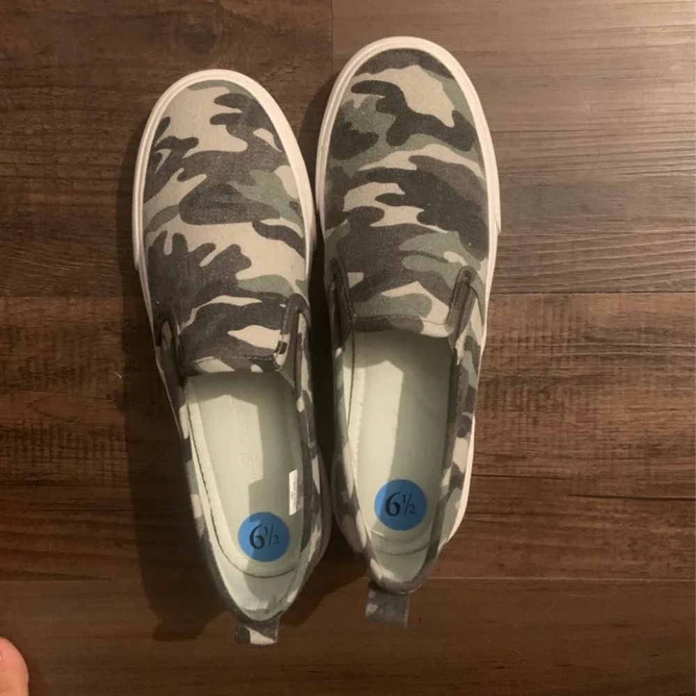 Camo slip on shoes